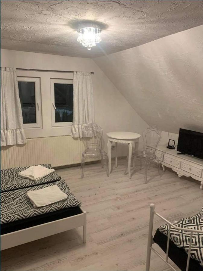 White Apartment Elblag Exteriör bild